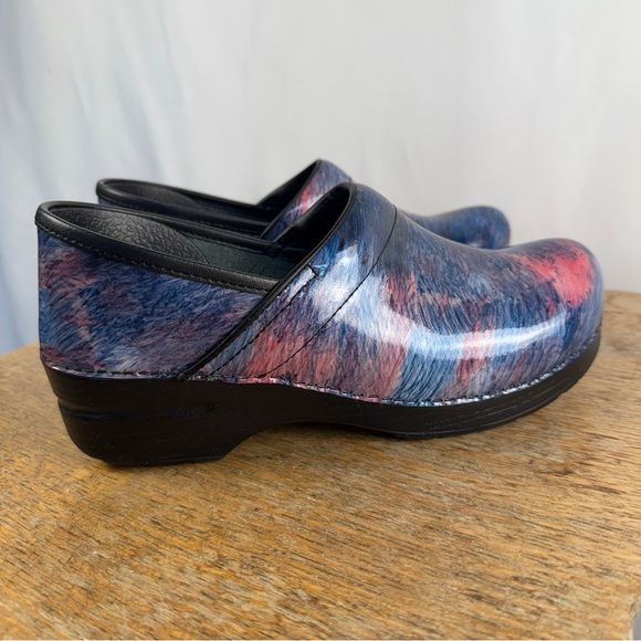 Dansko Professional Clogs Size 40 “Cotton Candy Patent” color, leather, medical - Picture 5 of 10